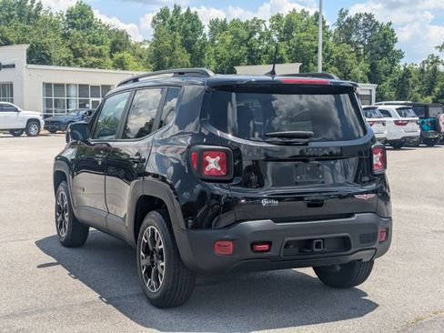 Used 2023 Jeep Renegade Trailhawk w/ Trailer Tow Group AWD/4WD image 5
