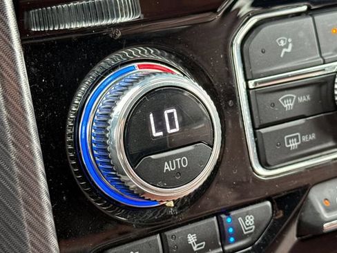 Used 2023 GMC Yukon Denali Ultimate AWD/4WD image 30
