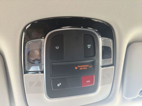 Used 2025 Hyundai Tucson SE image 20