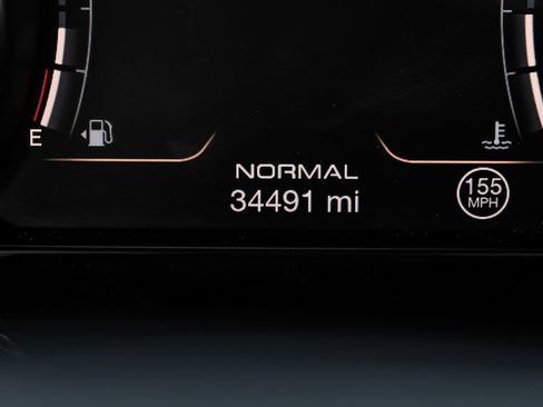 Used 2022 Maserati Quattroporte Modena RWD image 17