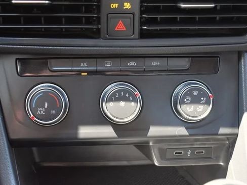 Used 2020 Volkswagen Jetta S FWD image 23