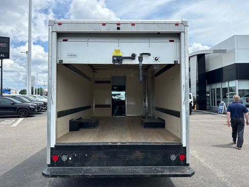 Used 2024 Ford E-350 and Econoline 350 Super Duty w/ Power Windows & Locks Group RWD image 10