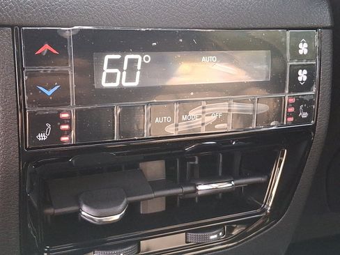 New 2025 Jeep Grand Cherokee L Limited image 8