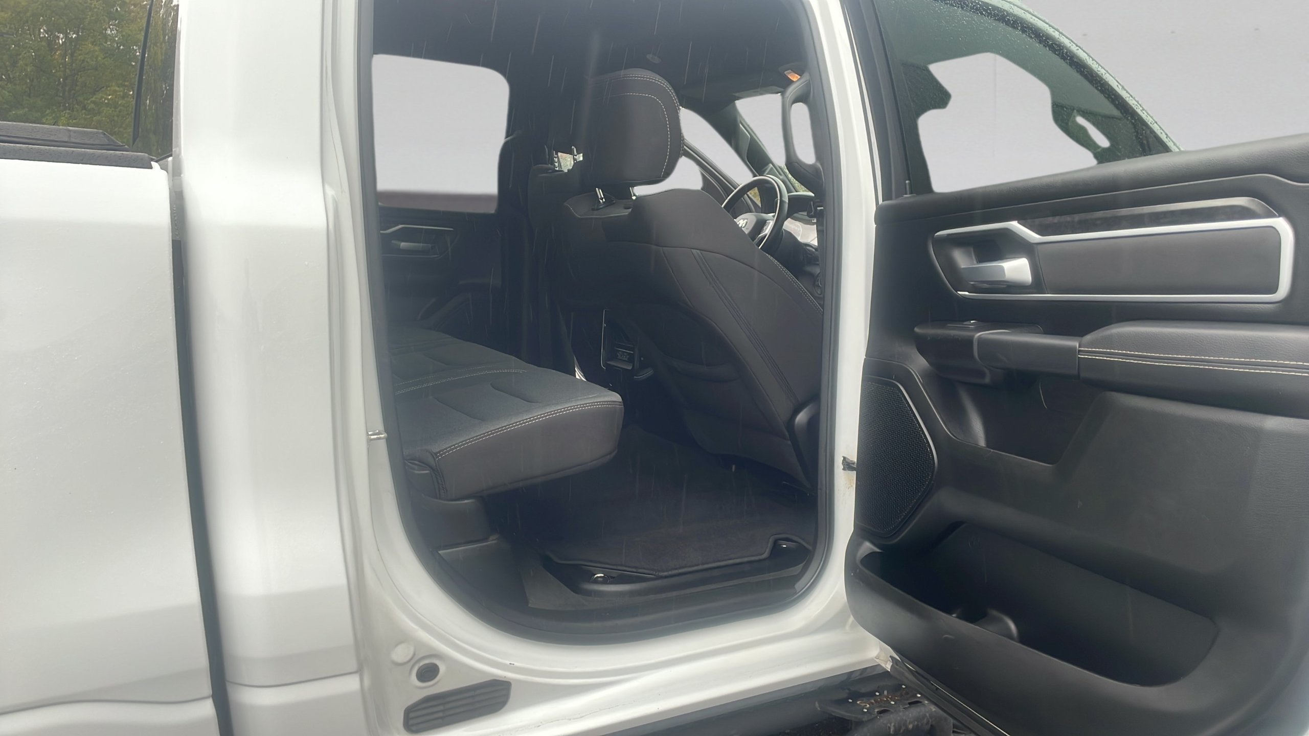 Used 2023 RAM 1500 Big Horn AWD/4WD image 15