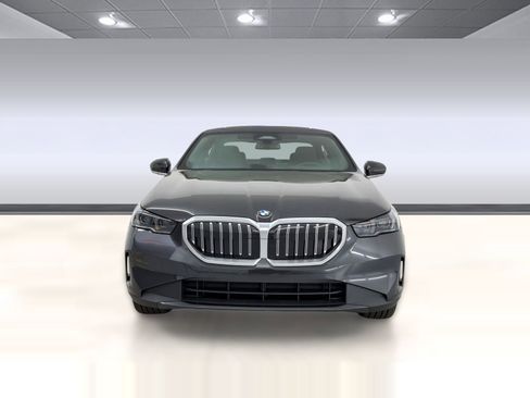 New 2026 BMW 530i w/ Premium Package RWD image 6