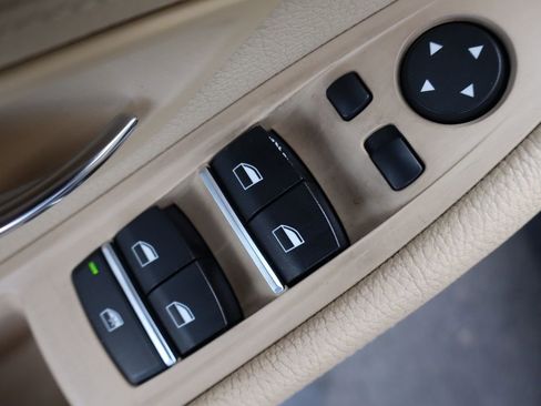 Used 2015 BMW 528i xDrive Sedan image 27