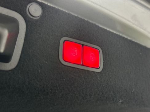 Used 2015 Mercedes-Benz S 550 4MATIC Sedan image 17