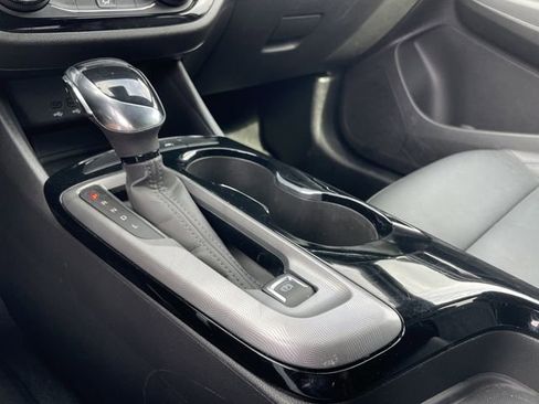 Used 2025 Buick Envista Sport Touring FWD image 20