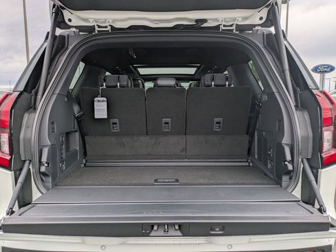 New 2026 Ford Expedition Platinum w/ Stealth Appearance Package image 13