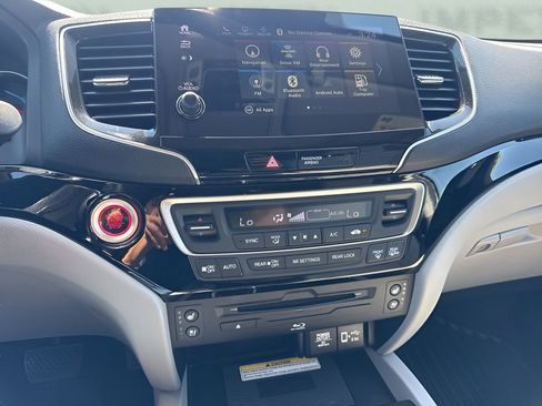 Used 2021 Honda Pilot Elite image 19