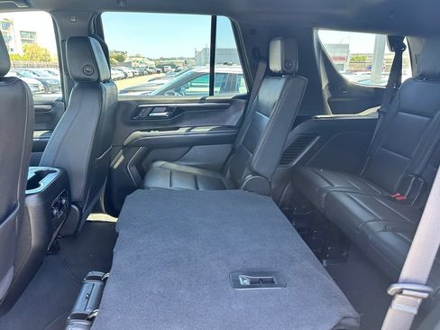 Used 2025 Chevrolet Tahoe LT RWD image 20