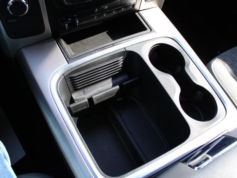 Used 2018 RAM 2500 Big Horn image 31