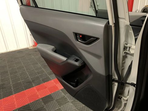 Used 2024 Subaru Crosstrek 2.0i Premium image 31