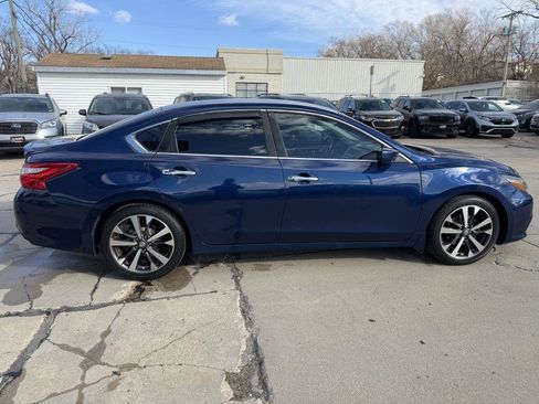 Used 2017 Nissan Altima 2.5 SR image 7