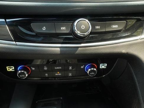 Used 2023 Buick Enclave Essence w/ Experience Buick Package image 19