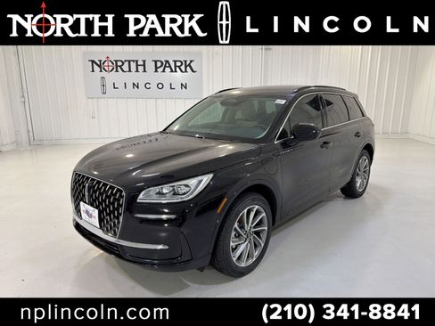 New 2026 Lincoln Corsair Grand Touring AWD/4WD image 1
