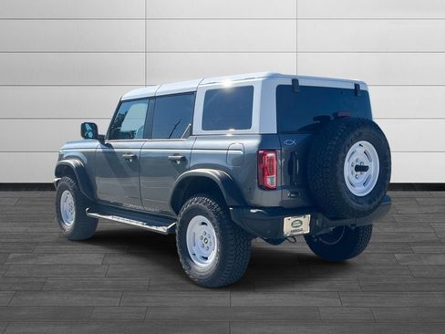 Used 2025 Ford Bronco Heritage Edition AWD/4WD image 3