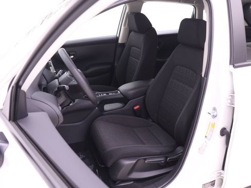 Used 2024 Honda HR-V LX image 4