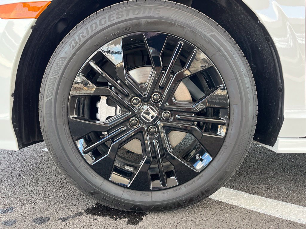 Certified 2026 Honda Odyssey Sport-L image 13