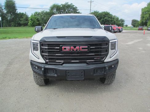 New 2026 GMC Sierra 1500 AT4X AWD/4WD image 13