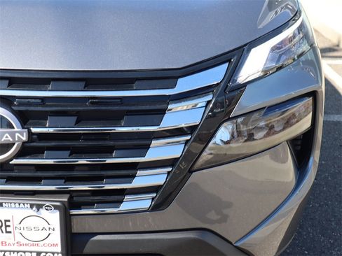 Certified 2025 Nissan Rogue SV w/ SV Premium Package image 12