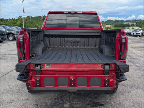 Used 2025 GMC Sierra 2500 AT4 w/ AT4 Premium Plus Package AWD/4WD image 21