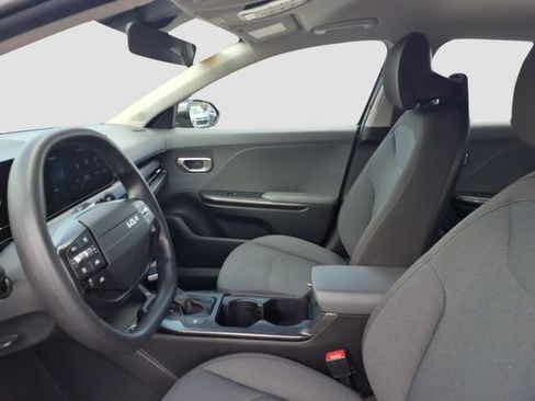 Used 2025 Kia K4 FWD image 7