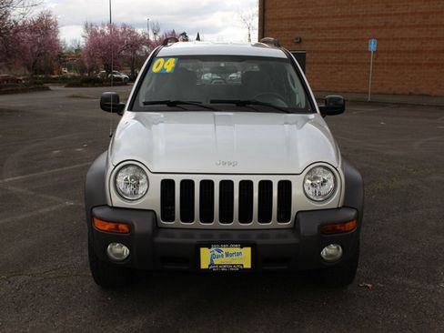 Used 2004 Jeep Liberty Sport w/ PWR Convenience Group AWD/4WD image 6