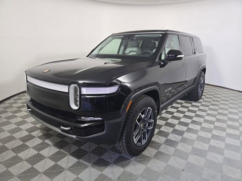 Used 2024 Rivian R1S Adventure AWD/4WD image 1