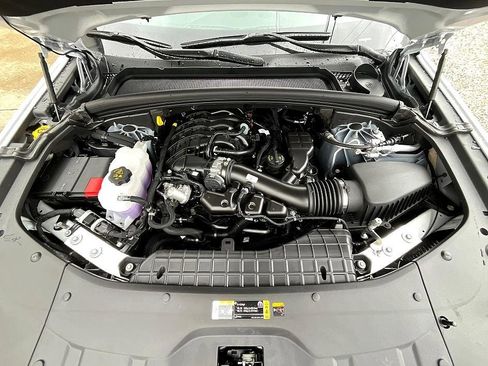 New 2025 Jeep Grand Cherokee Altitude image 3