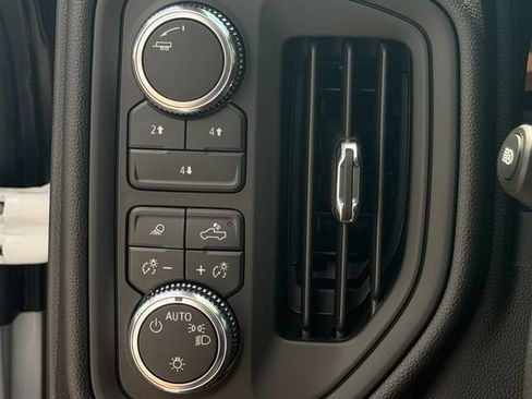 New 2026 GMC Sierra 2500 Pro w/ 1SA Pro Safety Plus Package AWD/4WD image 19