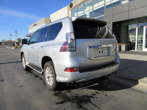 Used 2019 Lexus GX 460 Premium AWD/4WD image 5