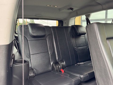 Used 2020 Chevrolet Suburban LT AWD/4WD image 23