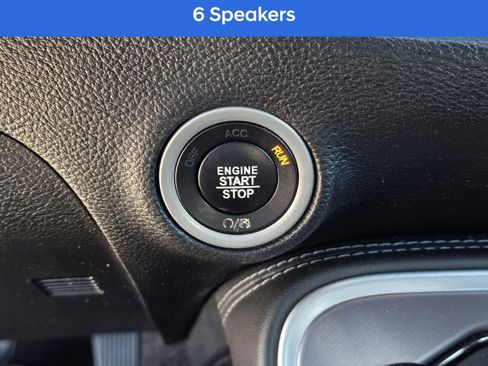 Used 2019 Dodge Challenger SXT image 24