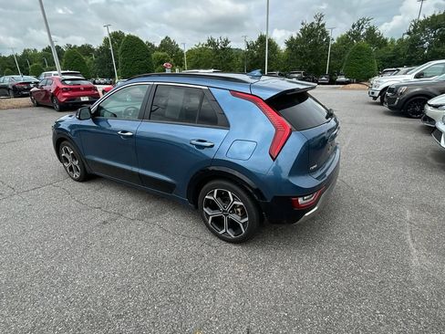 Certified 2023 Kia Niro SX Touring FWD image 11