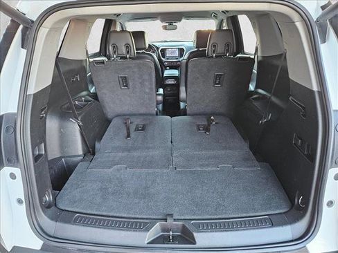 Used 2018 GMC Acadia SLT image 7