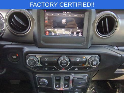 Certified 2022 Jeep Wrangler Sport AWD/4WD image 21