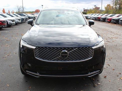 New 2026 Volvo XC90 B6 Plus w/ Protection Package Premier image 8