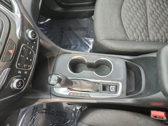 Used 2020 Chevrolet Equinox LT w/ Driver Convenience Package FWD image 14