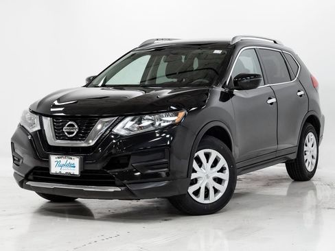 Used 2017 Nissan Rogue S w/ S Appearance Package AWD/4WD image 1