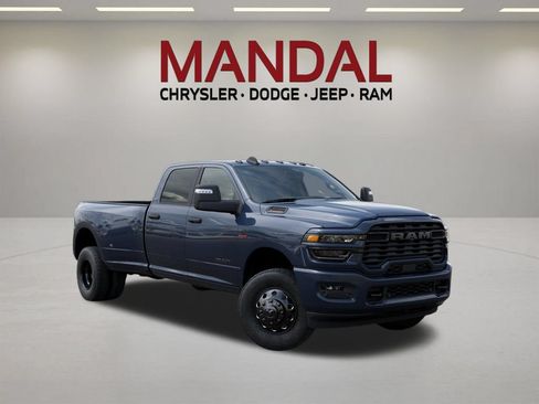 New 2026 RAM 3500 Big Horn AWD/4WD image 5