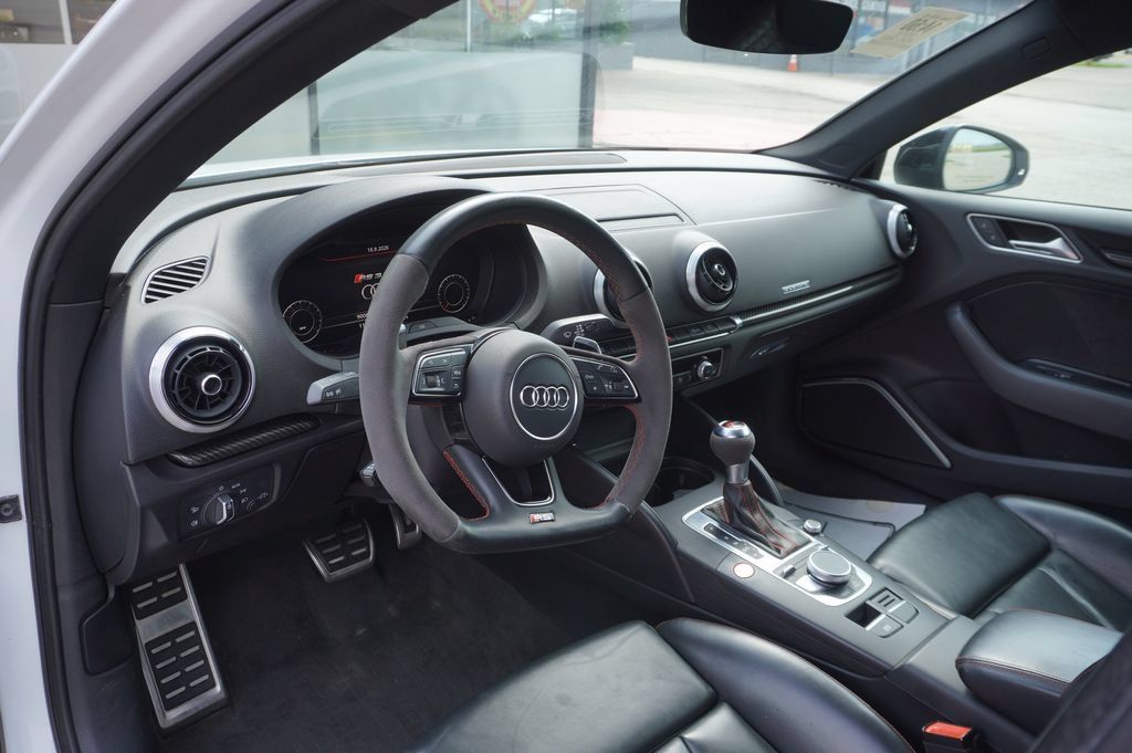 Used 2018 Audi RS 3 AWD/4WD image 3