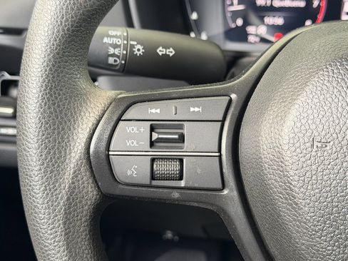 Used 2025 Honda Accord SE image 26
