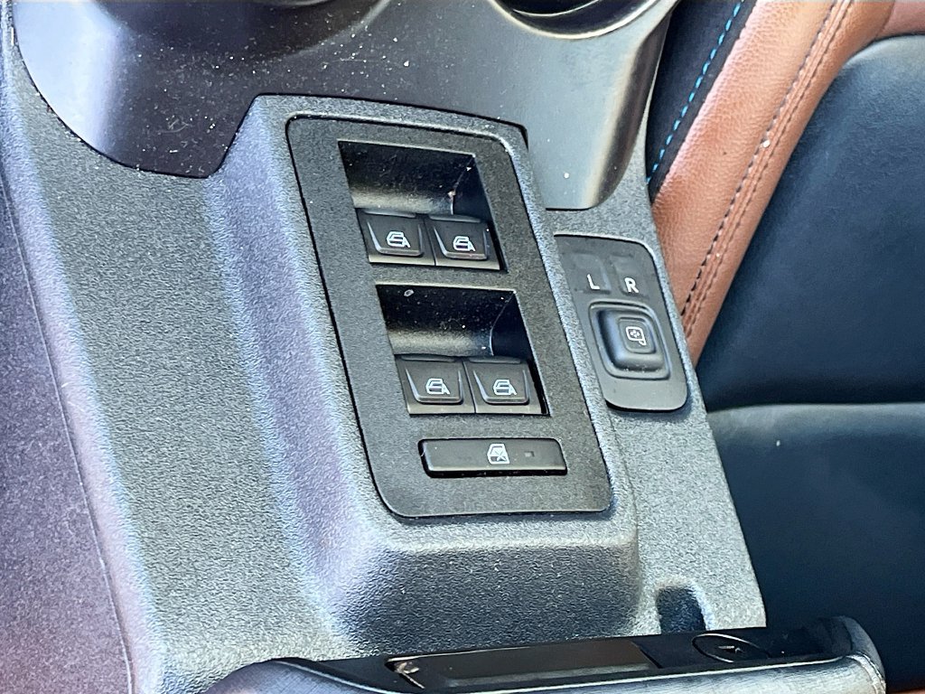 Used 2024 Ford Bronco Outer Banks AWD/4WD image 18
