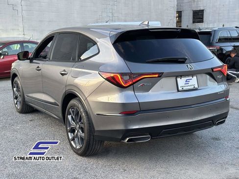 Used 2023 Acura MDX A-Spec image 8