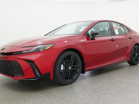 New 2026 Toyota Camry Hybrid FWD image 20
