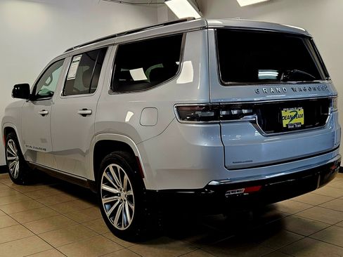 Used 2022 Jeep Grand Wagoneer Series II w/ Convenience Group III AWD/4WD image 6