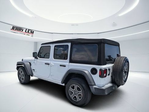 Used 2021 Jeep Wrangler Unlimited Sport AWD/4WD image 5