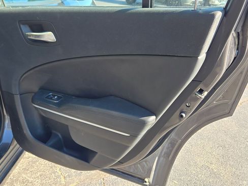 Used 2023 Dodge Charger Police w/ Convenience Group I image 9