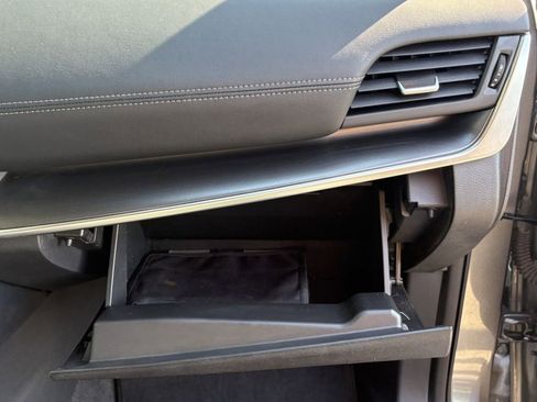 Certified 2024 Nissan Rogue SV image 32